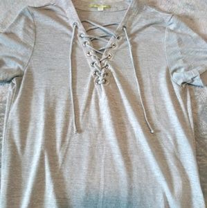 Like New Gianni Bini Women's Top